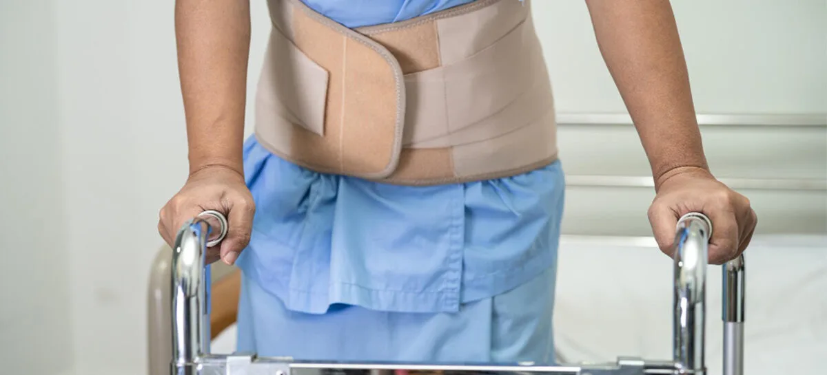 كسور العمود الفقري الناتجة عن هشاشة العظام – التشخيص والعلاج